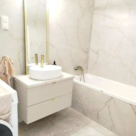 2room דירה *